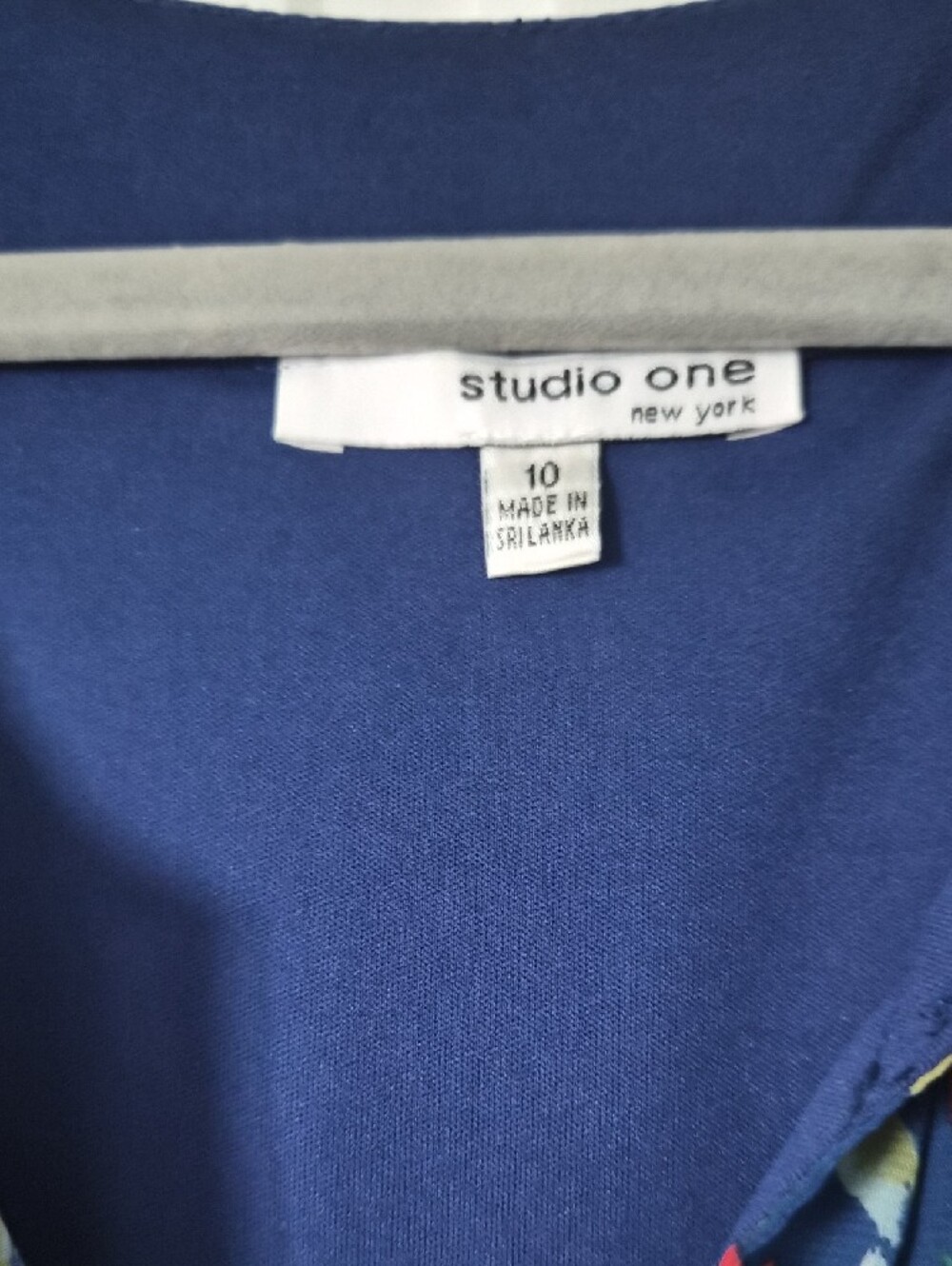 Studio One Navy Floral V‑Neck Maxi Dress - Picture 2 of 3